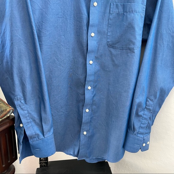 Nordstrom’s Men’s Button Down Dress Shirt Non-Iron Trim Fit - Picture 3 of 7
